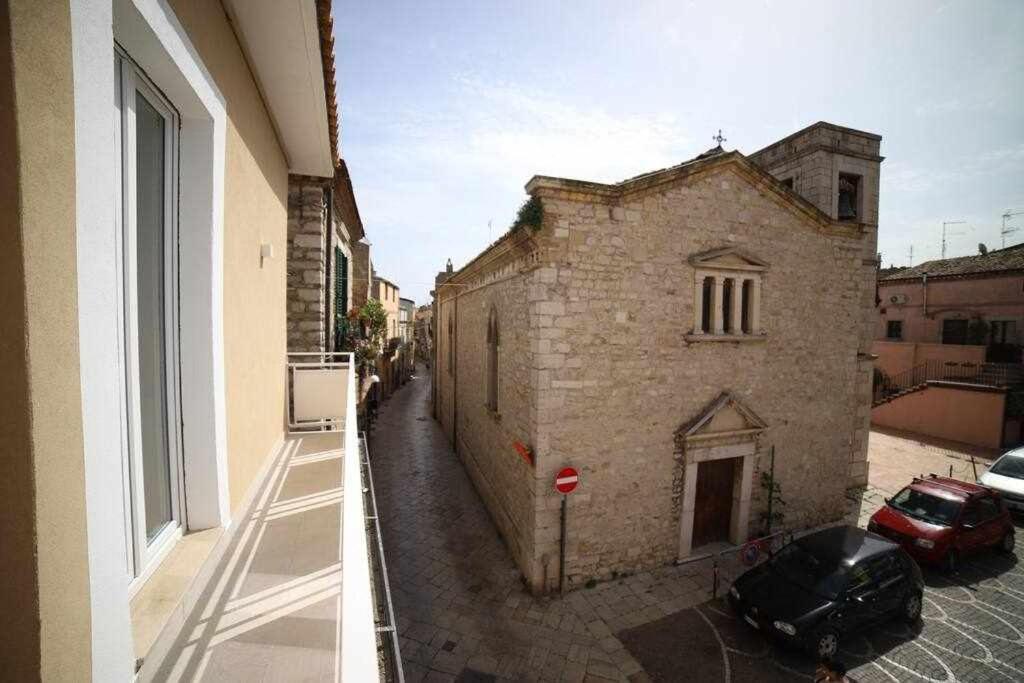 Le Dimore Degli Artisti Vico Mercatello فينوسا المظهر الخارجي الصورة